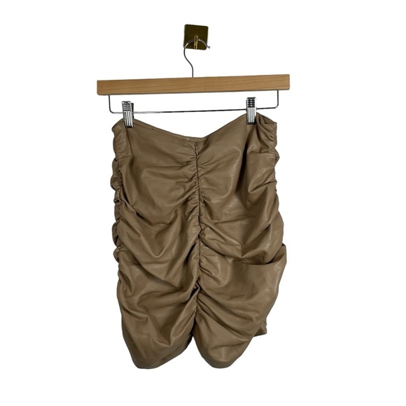 Astr The Label Leather Ruched Mini Skirt in Cappuccino Tan Size S - Picture 8 of 10